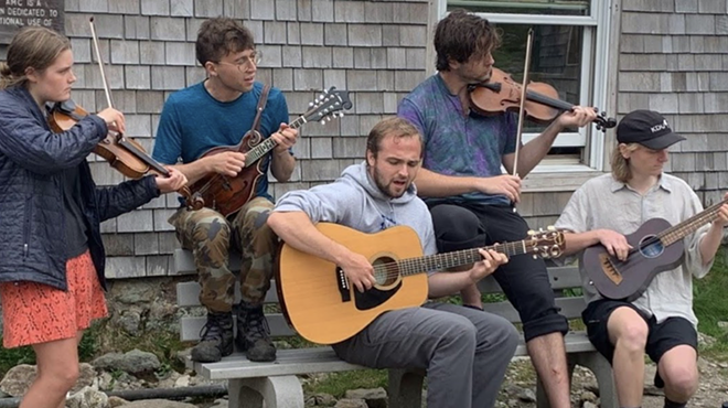 Image: Live in the Orchard Concert Series: Otter Creek