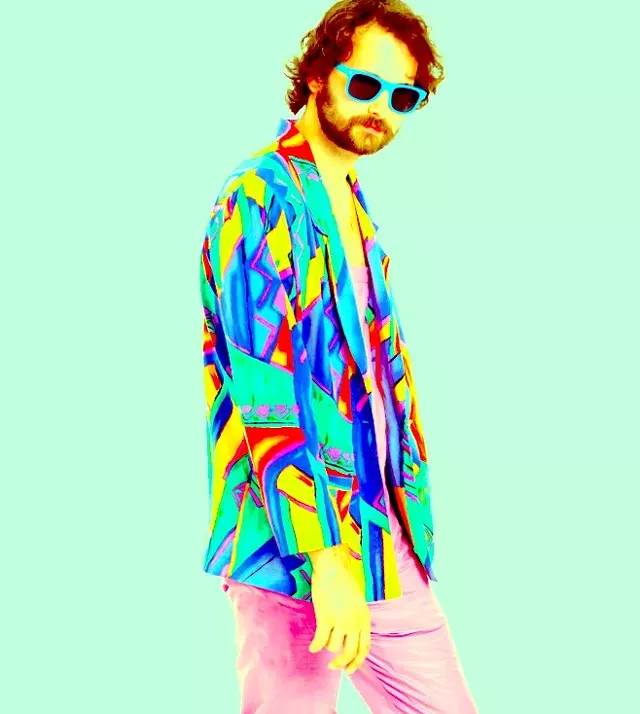 Video Premiere: Madaila, "I Know"