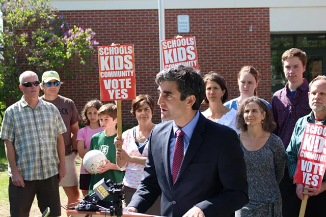 After Weeks of Withholding his Support, Mayor Weinberger Throws Weight Behind Burlington School Budget