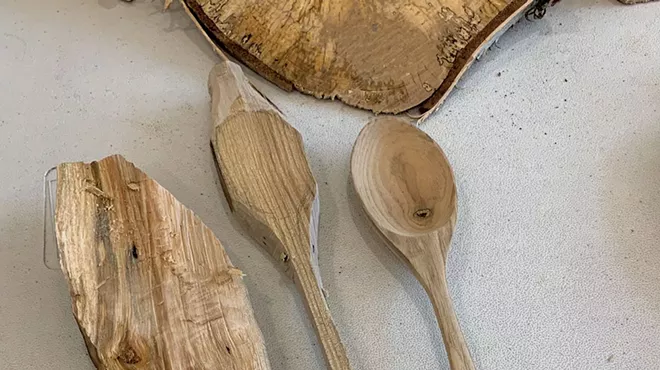 Image: North Branch Nature Center Hosts a Forest-to-Spoon Workshop