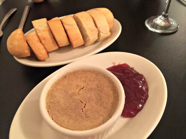 Alice Eats: Uncle Pop Pop's Sandwich & Tapas Shop