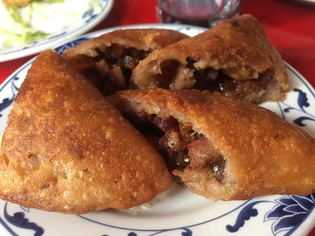 Alice Eats: Dim Sum at A Single Pebble