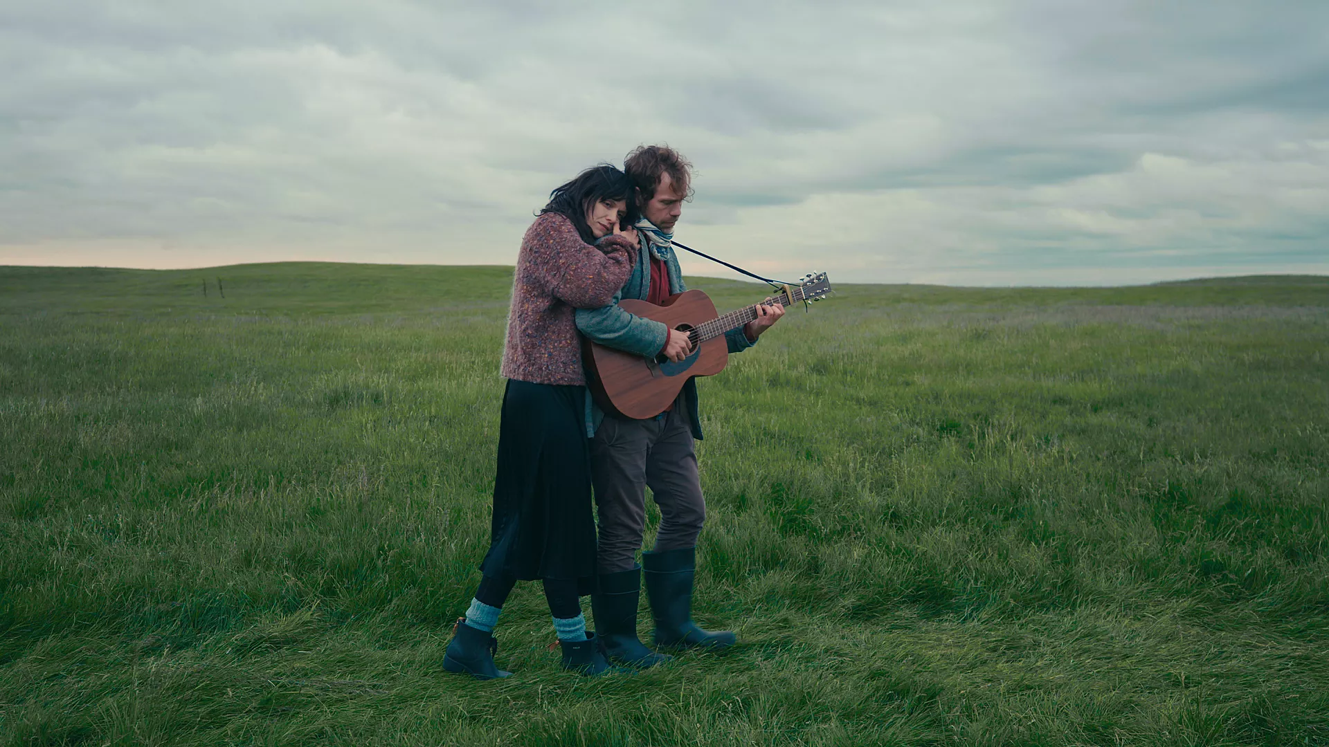 Still from "Sumarn&oacute;tt" by Ragnar Kjartansson