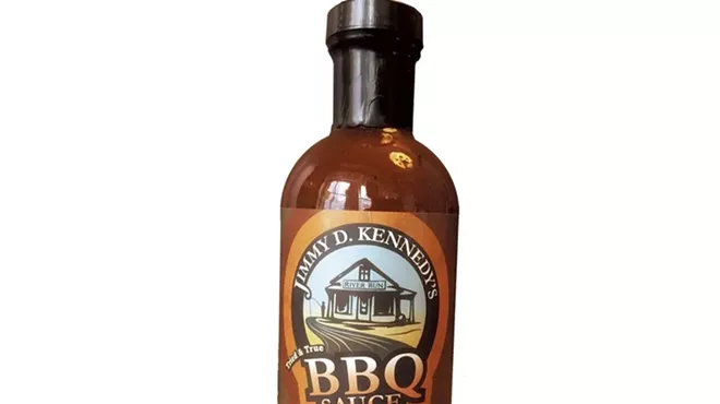 Image: River Run Chef Bottles His Barbecue Sauce