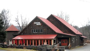 Rusty Nail to Re-open in Stowe