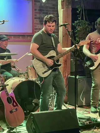 Image: Ryan Sweezey and the Midnight Walkers, Nina's Brew, AliT