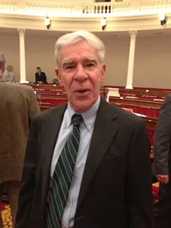 Hartwell, Collins to Retire from Senate