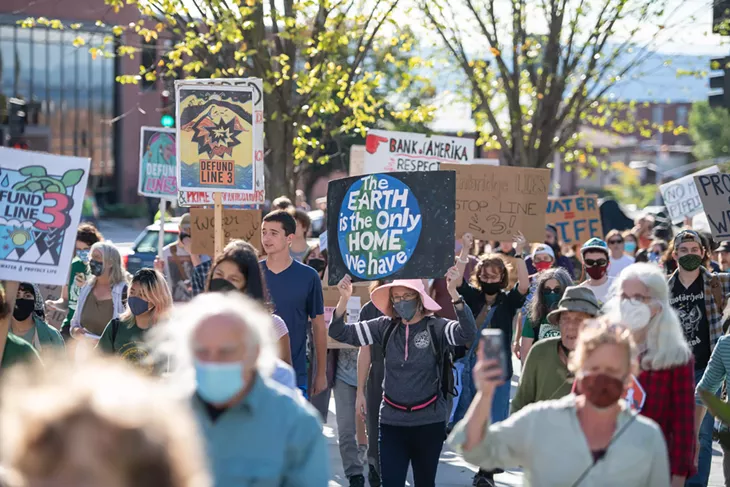 Image: Slideshow: Scenes From the Burlington Stop Line 3 March and Rally
