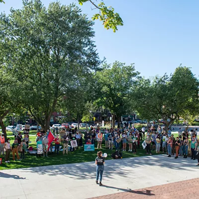 Image: Slideshow: Scenes From the Burlington Stop Line 3 March and Rally