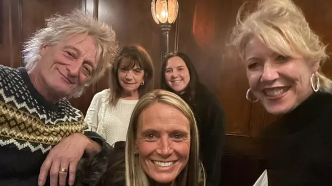 Image: Someone Like You: Vermont Sightings of Rod Stewart Were False (but Also Awesome)