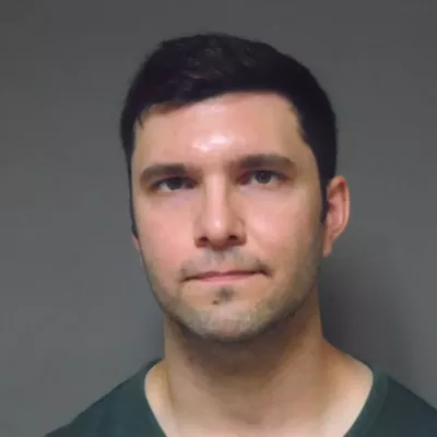 Image: State Expert Disputes AG's Account of Pepper Spray Case Involving Cop