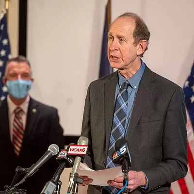 Image: State Officials Stress Vigilance, Not Mandates, as COVID-19 Surge Continues