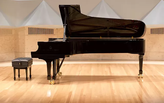 Middlebury College Gets a New Steinway Concert Grand