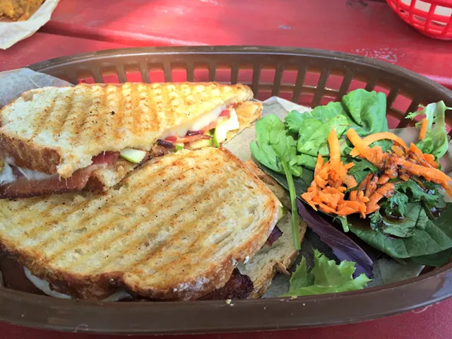 Alice Eats: The Apple Core Luncheonette & Brew