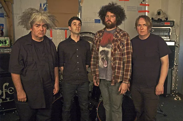 What's the Buzzo? Melvins Frontman Goes Acoustic!