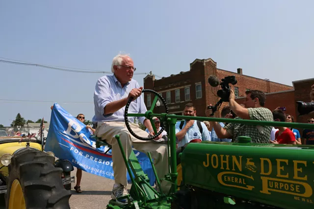 On Independence Day, Sanders Parades Through Iowa