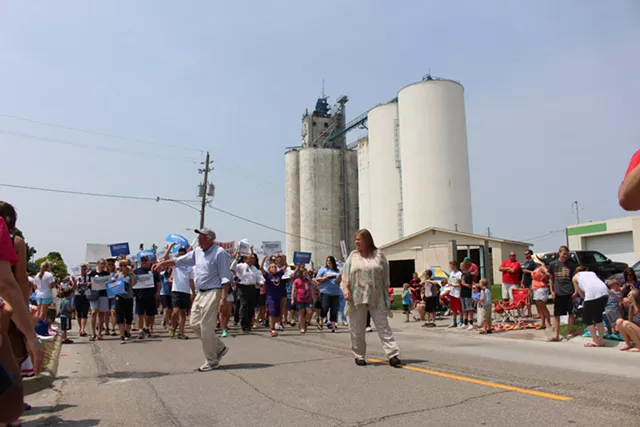 On Independence Day, Sanders Parades Through Iowa