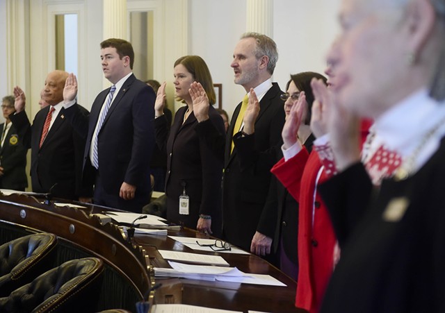 Members of the Senate take their oaths of office. - FILE: JEB WALLACE-BRODEUR