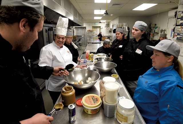 Chef Joey Buttendorf teaching at the Community Kitchen Academy - JEB WALLACE-BRODEUR