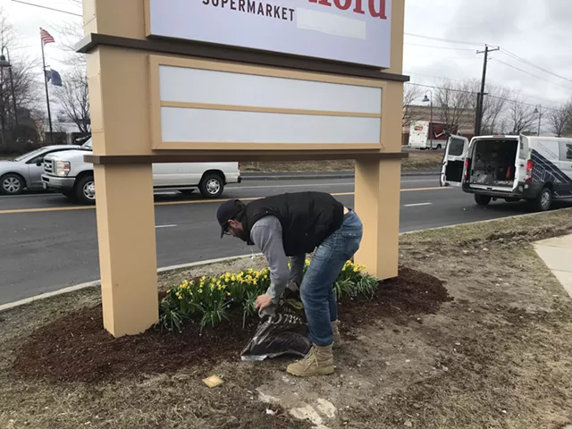 New Hannaford to Open Saturday