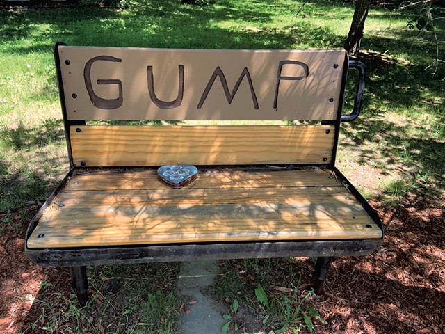 "GUMP" bench - KEN PICARD