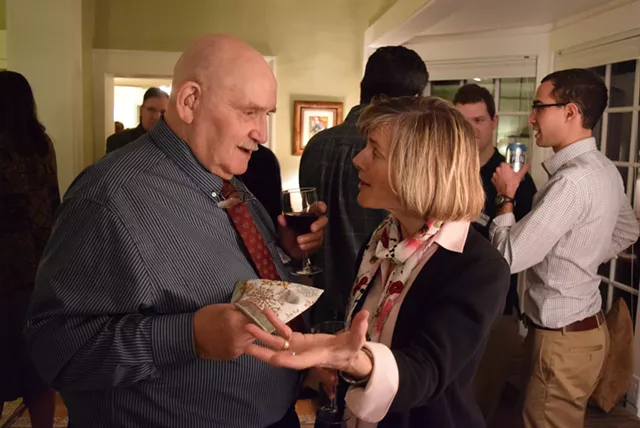 Democratic Candidates Stump &mdash; in a Jericho Living Room