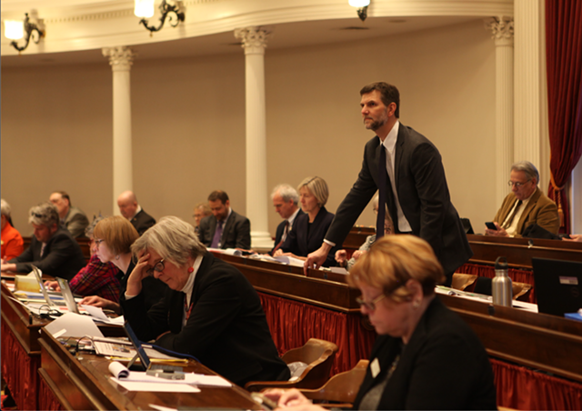 Global Warming Solutions Bill Appears Headed Toward Veto Fight (2)