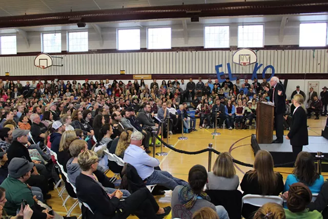 In Northern Nevada, Sanders Searches for Delegates