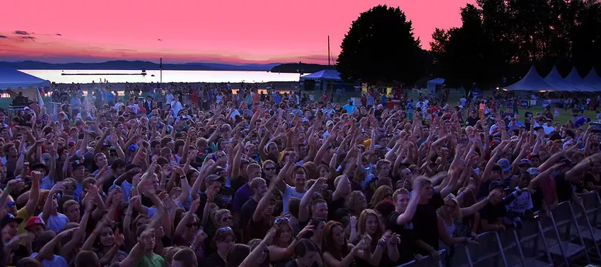 Best large live music venue