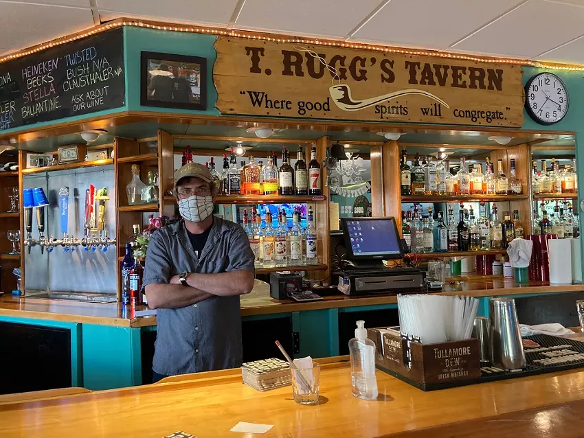 Best dive bar
