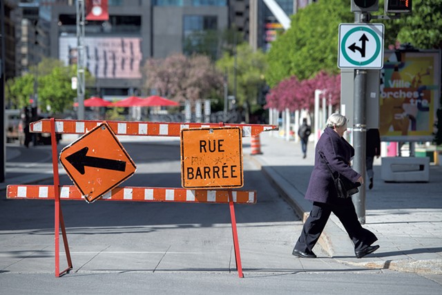 A roadblock sign in downtown Montréal - DARIA BISHOP