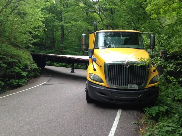 Despite Hefty New Fines, Truck Drivers Still Try the Notch