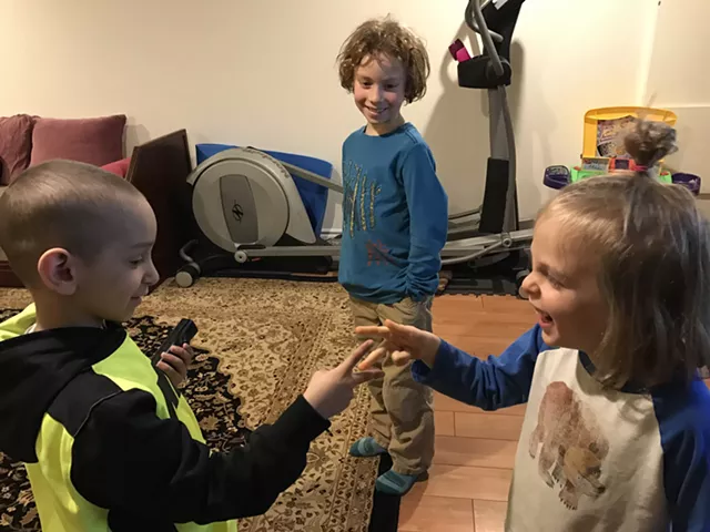 Vermonters Visit Muslim Canadian Family Turned Back at Border
