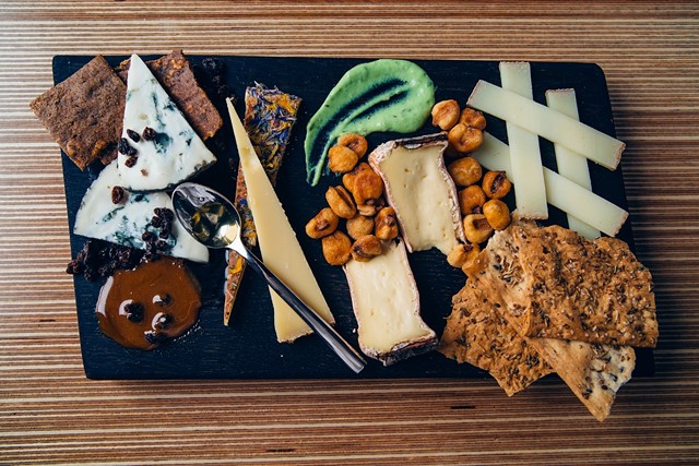 Sample cheese plate at Dedalus Wine - DEDALUS / JESSICA SIPE
