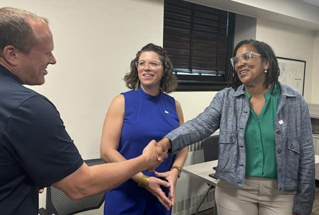 Jessica Brown (right) with Mayor Emma Mulvaney-Stanak and Police Chief Jon Murad - FILE: JACK MCGUIRE ©️ SEVEN DAYS