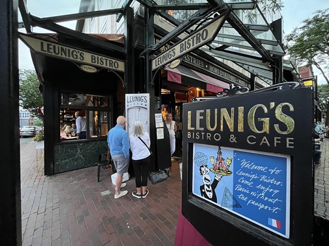 Leunig's Bistro & Café - PAULA ROUTLY ©️ SEVEN DAYS