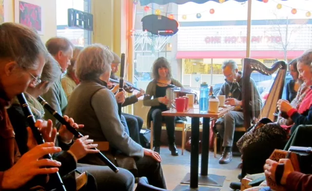 Irish Musicians Gather in Solidarity with "The Sanctuary Sessions"