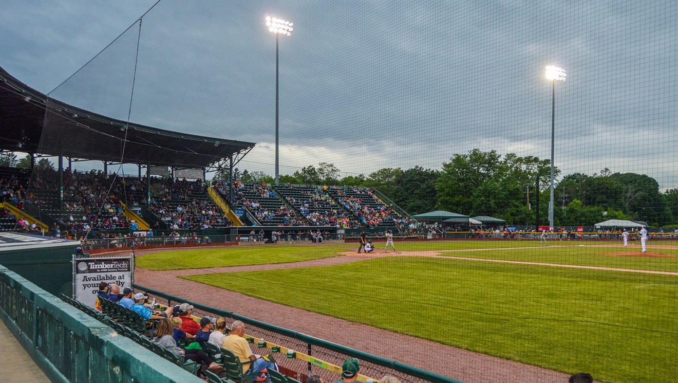 2019 Vermont Lake Monsters #32 Game Issued Grey Jersey Maple Kings