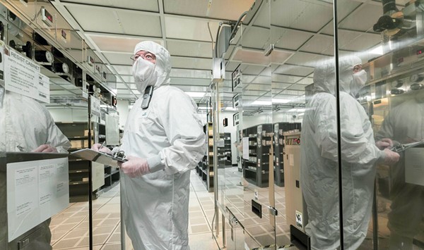 Feds Steer $1.5 Billion to GlobalFoundries' Plants in Vermont, New York