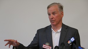 Howard Dean Won't Run for Vermont Governor
