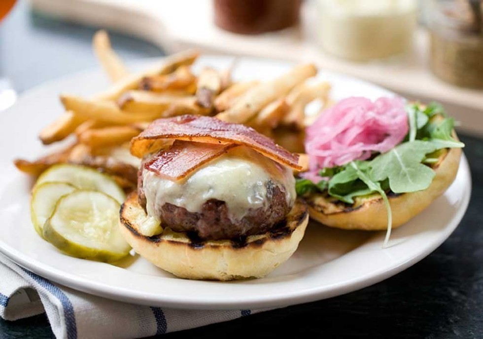 Grill-Worthy Burgers Indoors