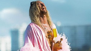Movie Review: Matthew McConaughey Revels in the Role of a Buzzed Bard in 'The Beach Bum'