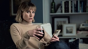 SHE'S COME UNDONE Bell gives a funny performance as the wine-swilling, unhinged heroine of an all-too-generic domestic thriller.