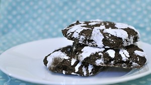 Home Cookin': Chocolate Crinkle Cookies