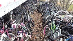 Vergennes Program Refurbishes Old Bikes and Gives Them to Foster Kids