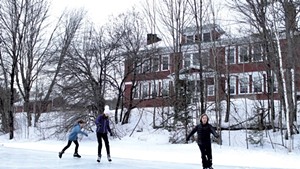Skaters glide in the shadow of Woodbury Elementary School