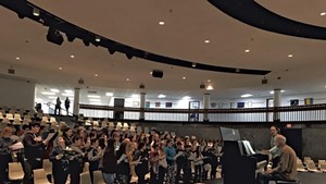 Jessie Pierpont directs middle school chorus students earlier this year