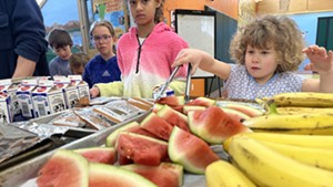 Windsor Central students helping themselves to fresh fruit