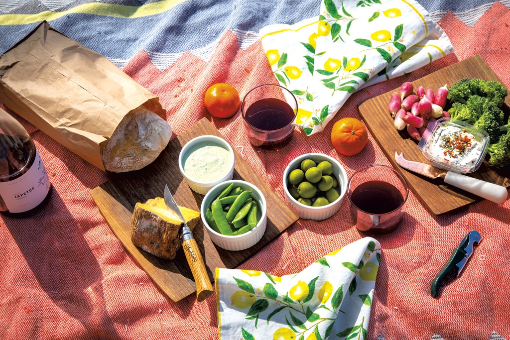 Picnic Packing Essentials - Nugget Markets Daily Dish