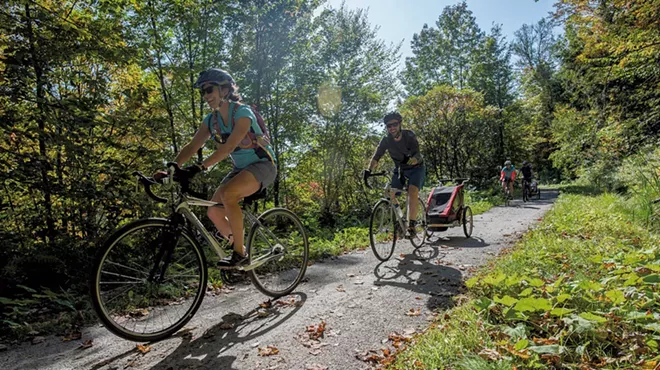 Image: Walking and Dining on the Lamoille Valley Rail Trail